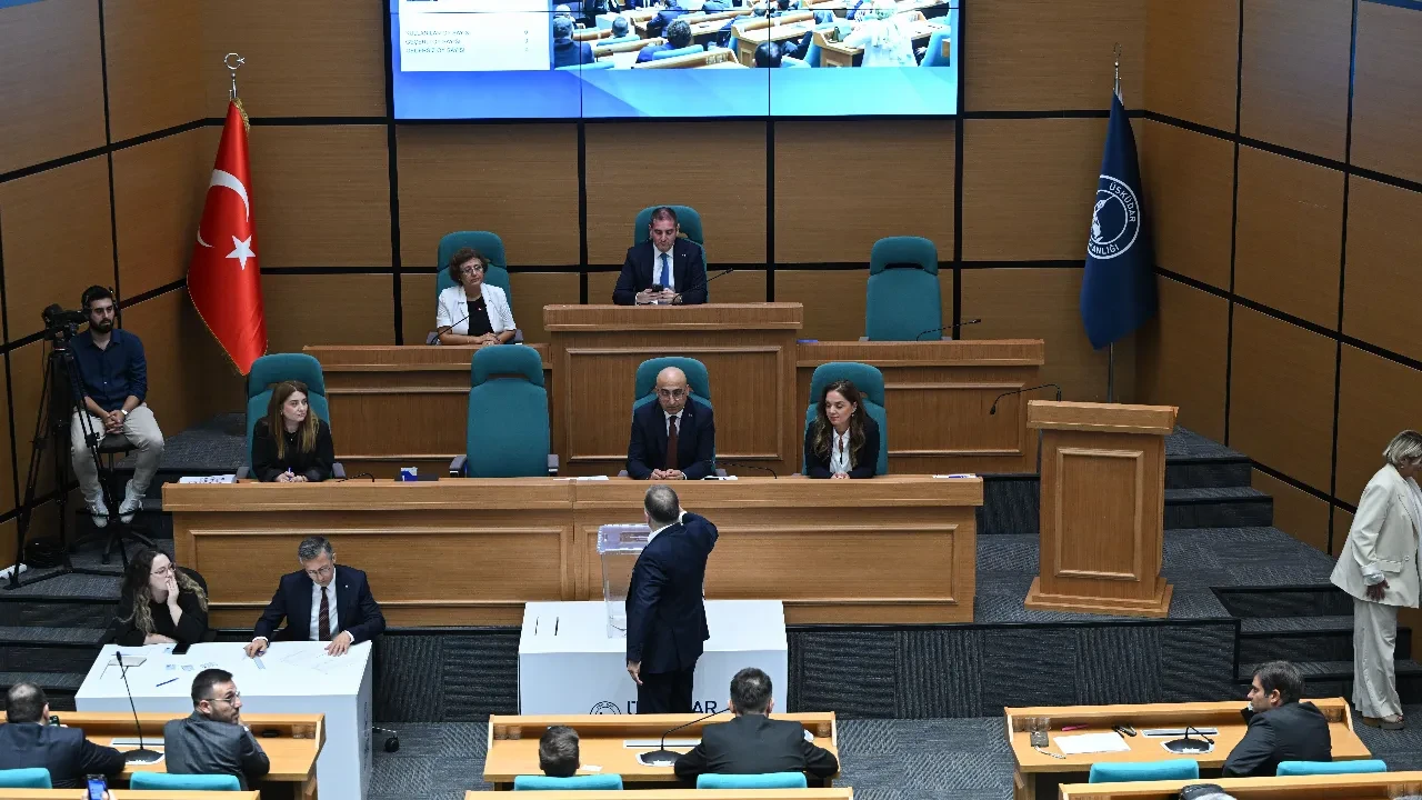 AK Parti, Üsküdar Belediyesi'ndeki başkanvekili seçimine itiraz edecek