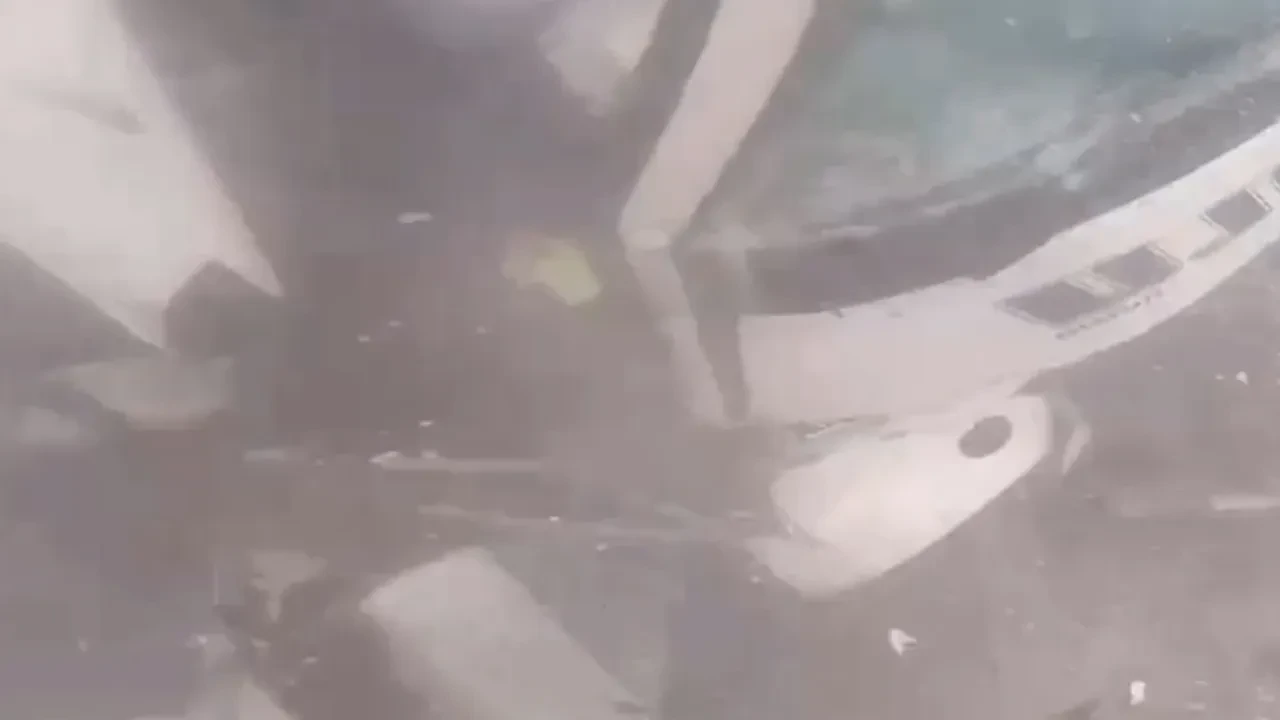 Arnavutköy'deki yolcu otobüsü ile İETT'nin karıştığı kaza kamerada