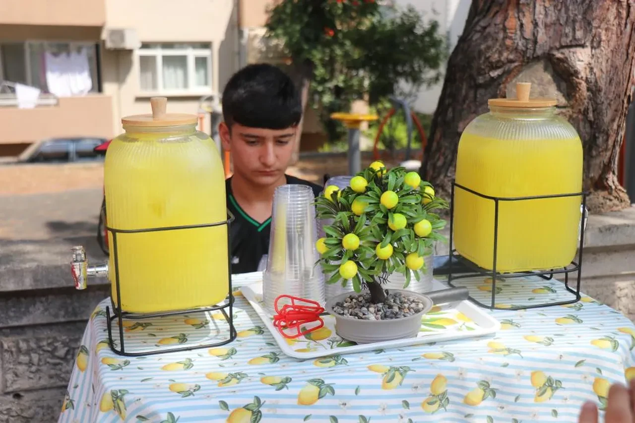 Günde 6 saate 90 Bin TL! 14 yaşında asgari ücreti üçe katlayan mesai