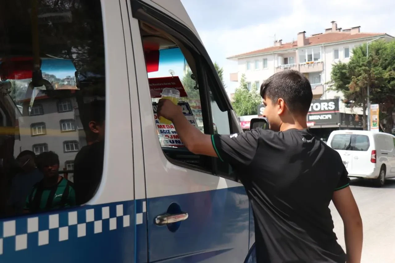 Günde 6 saate 90 Bin TL! 14 yaşında asgari ücreti üçe katlayan mesai