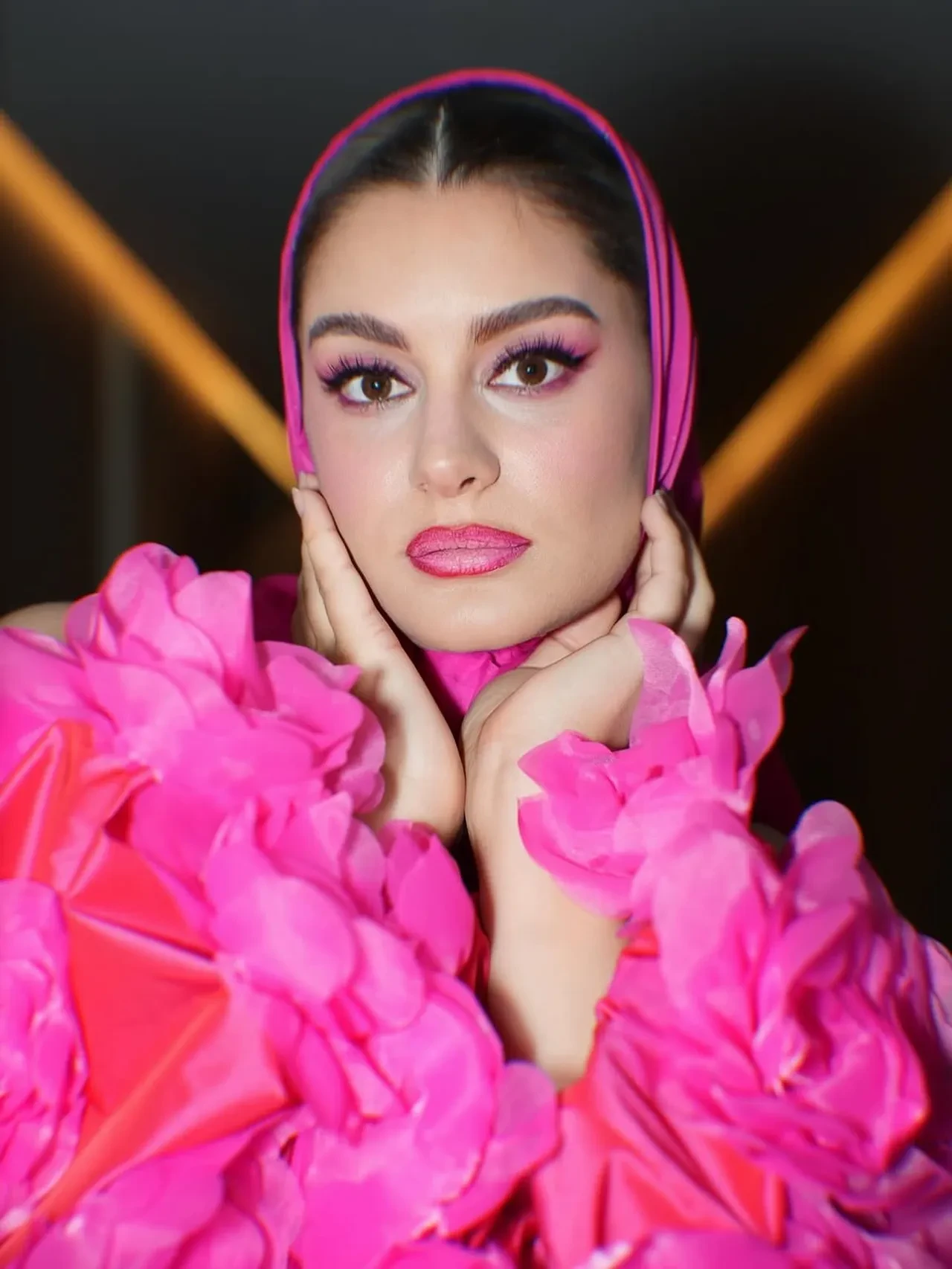 Karnı burnunda sahneye çıkacaktı! Atiye konser öncesi hastanelik oldu