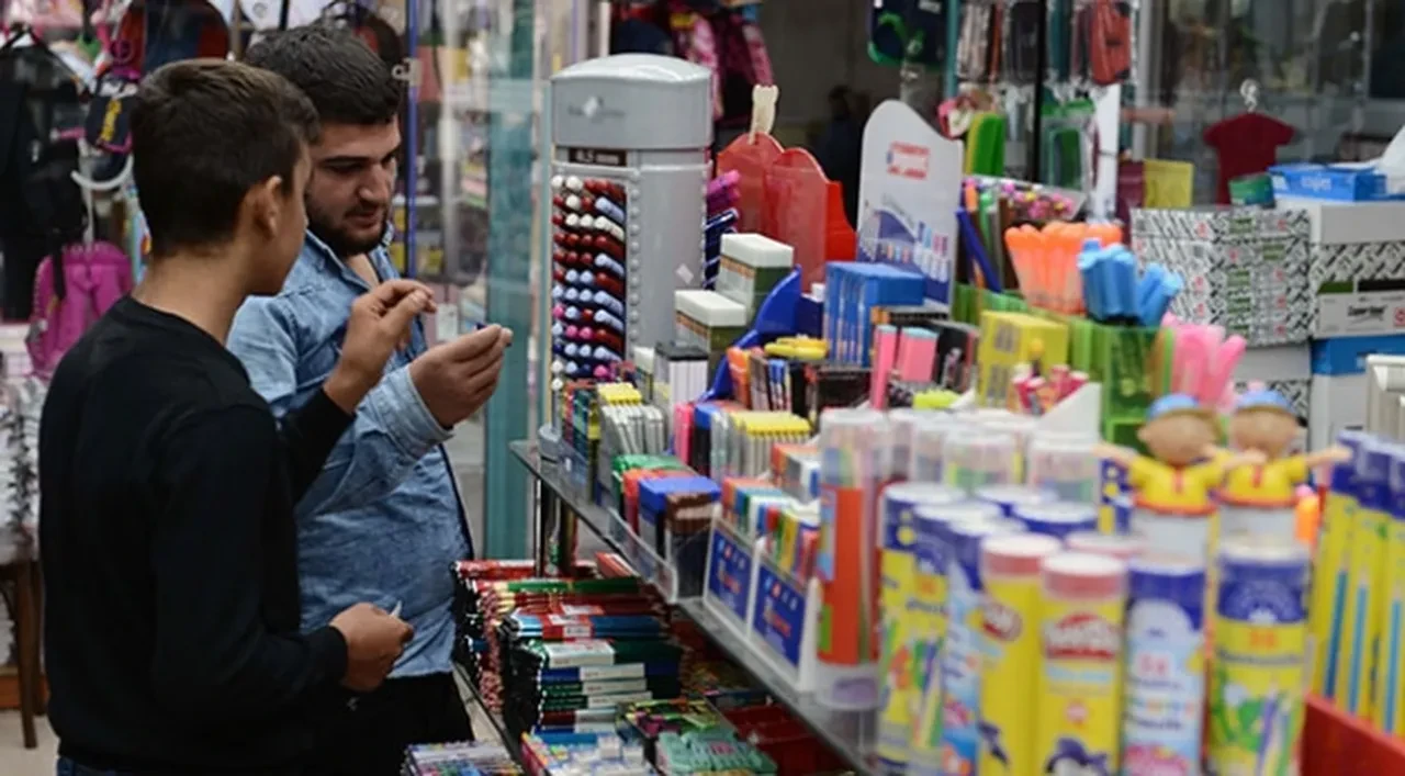 Kırtasiye masrafları yüzde 25 arttı! Okul çantası 2500 liraya dolacak