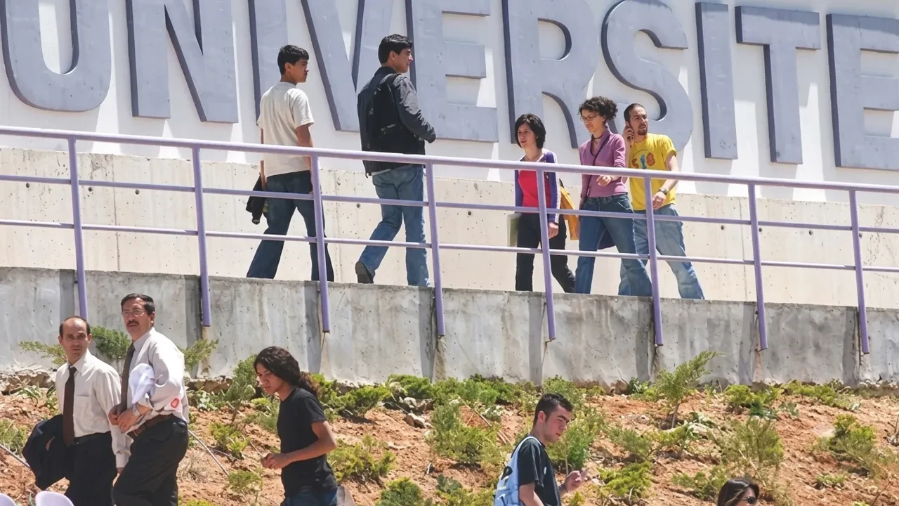 Öğrenci affını içeren kanun Resmi Gazete'de yayımlandı