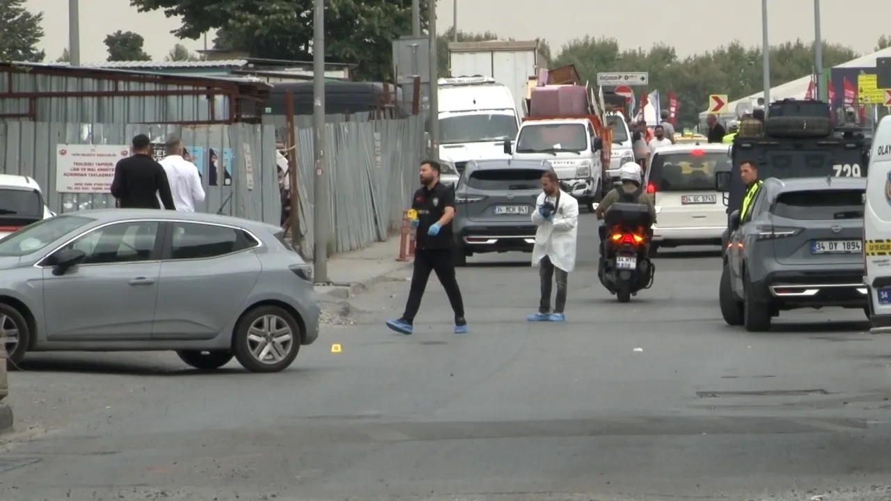 Polisin boynuna bıçak savurup kaçtı! Vurularak durduruldu