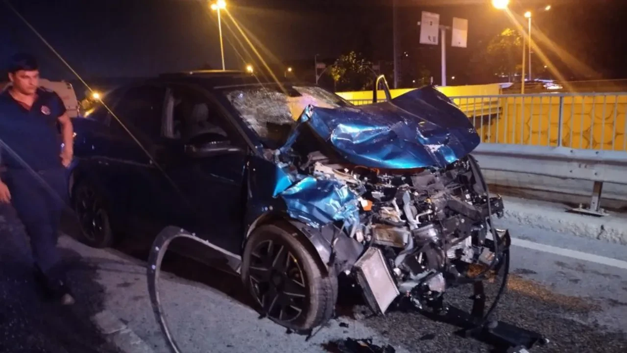 Ümraniye'de feci kaza: 4'ü ağır 6 yaralı