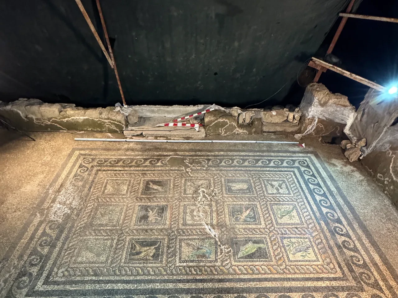 Balıkesir’deki kazı Roma villasını gün yüzüne çıkardı! Eşsiz güzellikler kendine hayran bıraktı