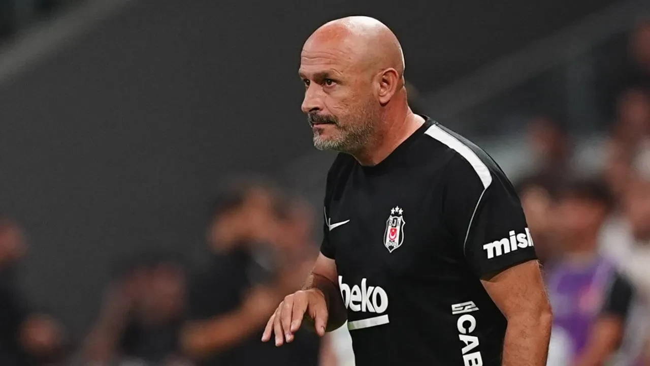 Beşiktaş'ta Italiano'dan 6-2'lik zafer yorumu! "Bu şekilde oynamaya devam edersek iyi sonuçlara ulaşacağız"