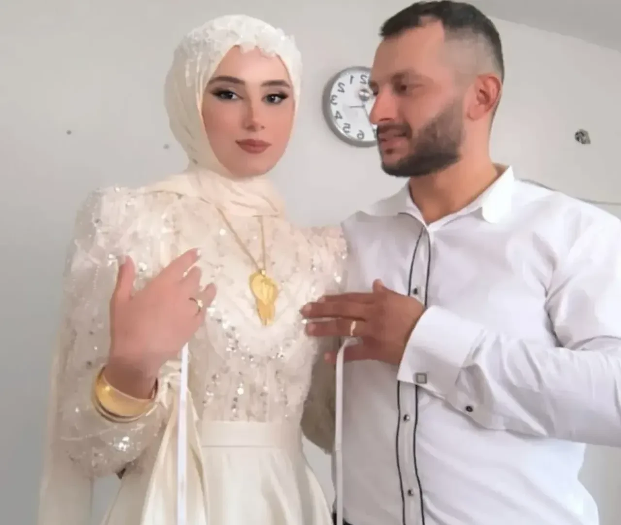 Düğünlerine saatler kala cansız bedenleri bulunmuştu! Genç çiftin ölüm nedeni belli oldu
