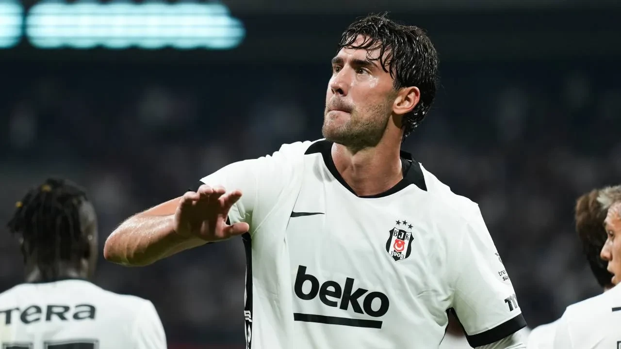Dusan Vlahovic, 3 golle "merhaba" dedi! Sırp golcü evinde siftah yaptı