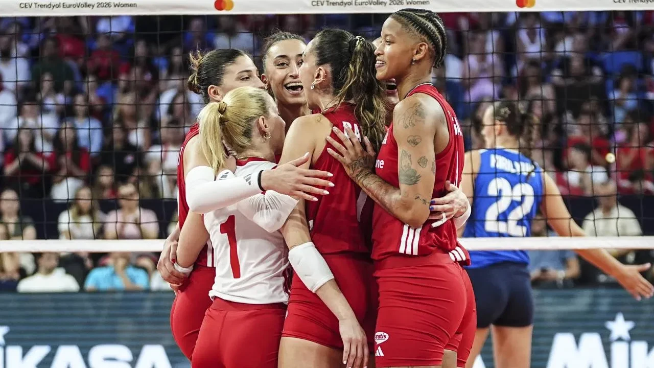 Filenin Sultanları çeyrek finale yükseldi! Türkiye, Azerbaycan'ı 3-0 yendi
