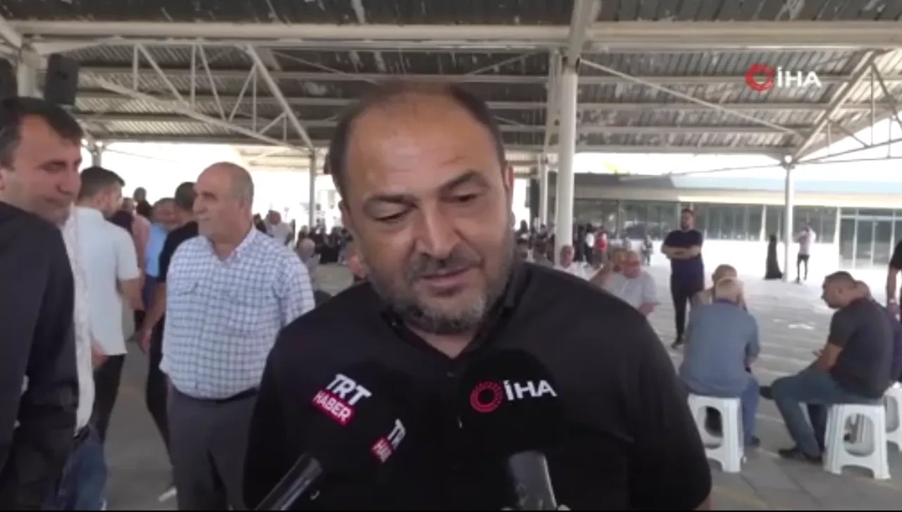 Gemi kazasından kurtulan vatandaş dehşet anlarını anlattı: ‘İlk 5 dakikada su aldı, herkes can yeleği aramaya başladı’