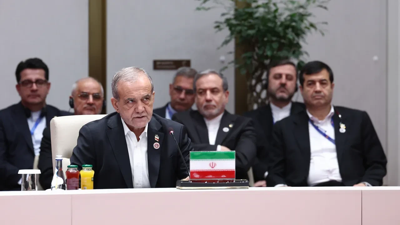 İranlı lider Pezeşkiyan ŞİÖ Zirvesi'nde ABD'ye mesajını verdi: Mutabakata geri dönerlerse adım atarız