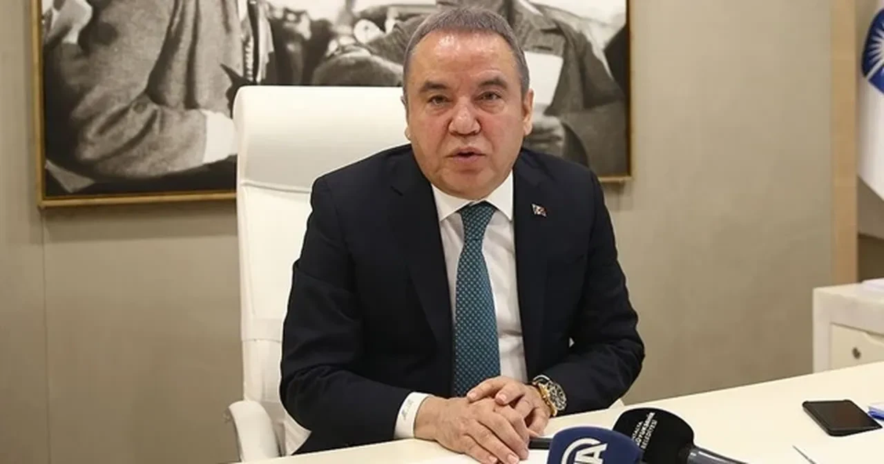 Muhittin Böcek hakkında fuhuş soruşturması! 11 genç kadına belediyede iş vaadi