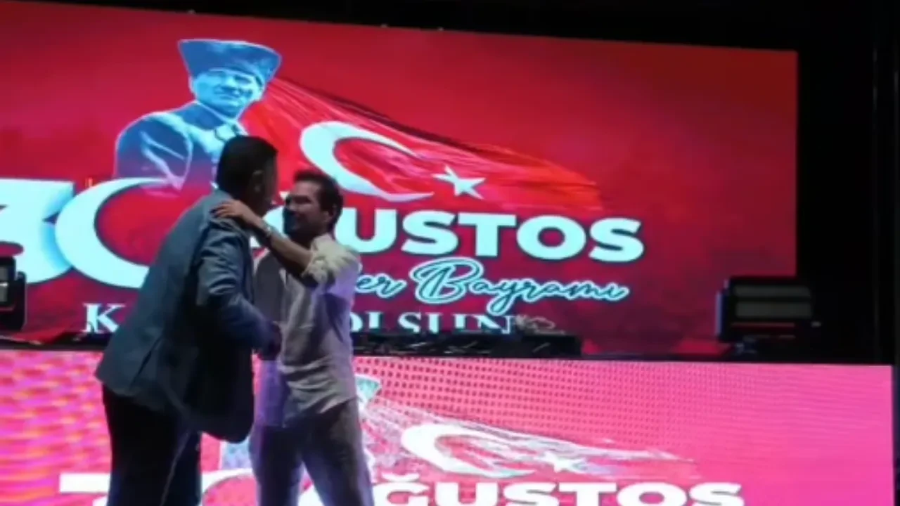 Ozan Doğulu’nun yürümekte zorlandığı anlar gündem oldu! Zabıtalar yardım etti