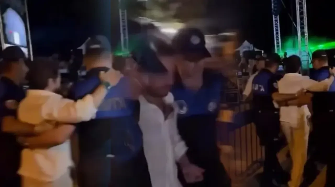 Ozan Doğulu’nun yürümekte zorlandığı anlar gündem oldu! Zabıtalar yardım etti