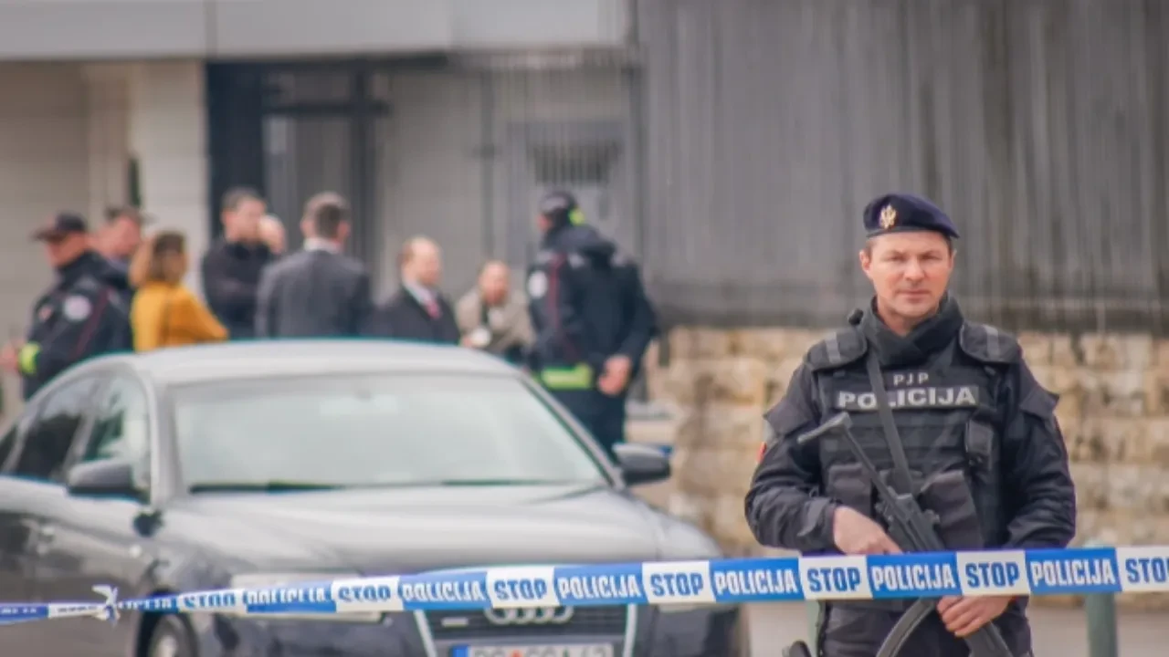 Poligonda 3 kişiyi katletti, kaçamayacağını anlayınca intihar etti