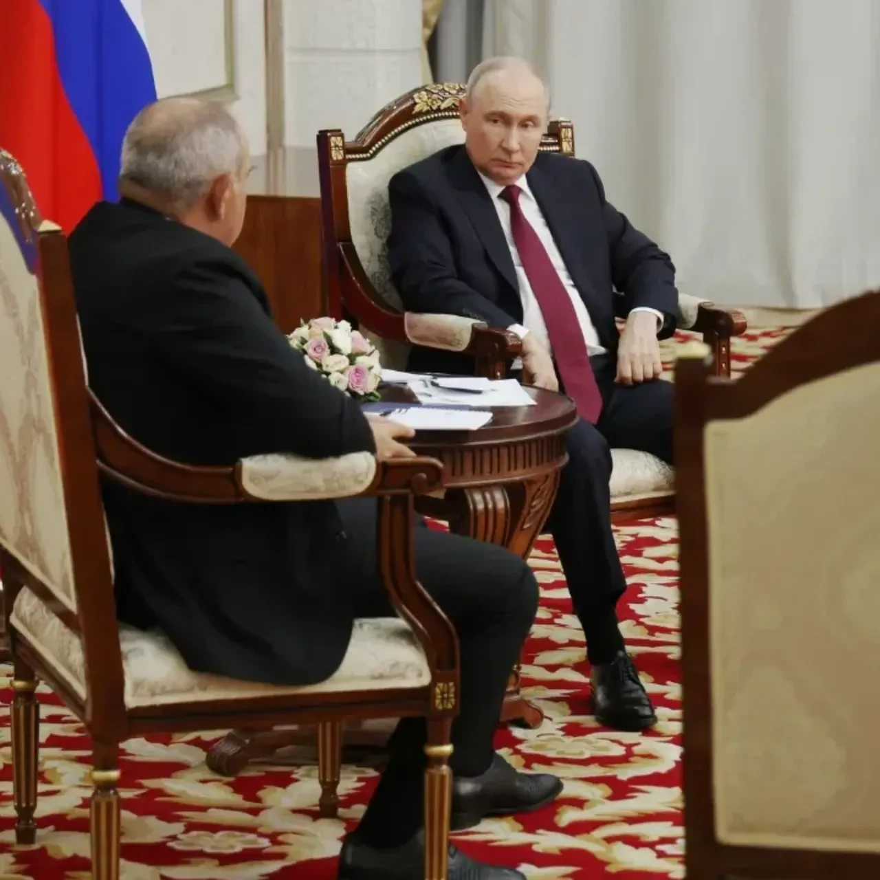 Putin'den Paşinyan'a AB resti: Kararınızı hemen verin