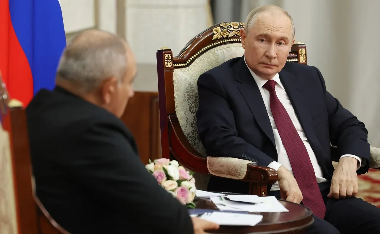 Putin'den Paşinyan'a AB resti: Kararınızı hemen verin