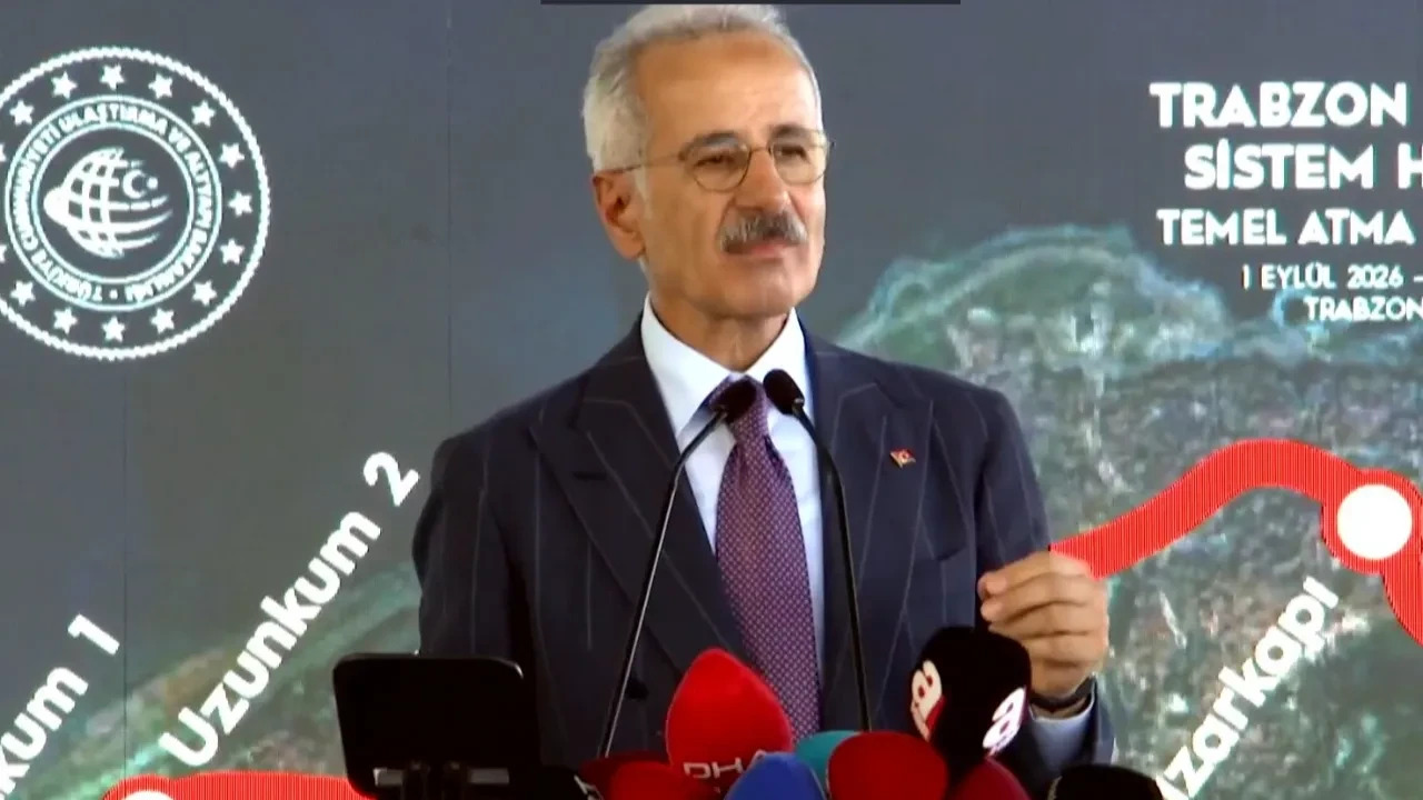 Trabzon'da raylı sistem hattı! Bakan Uraloğlu'ndan önemli açıklamalar: 