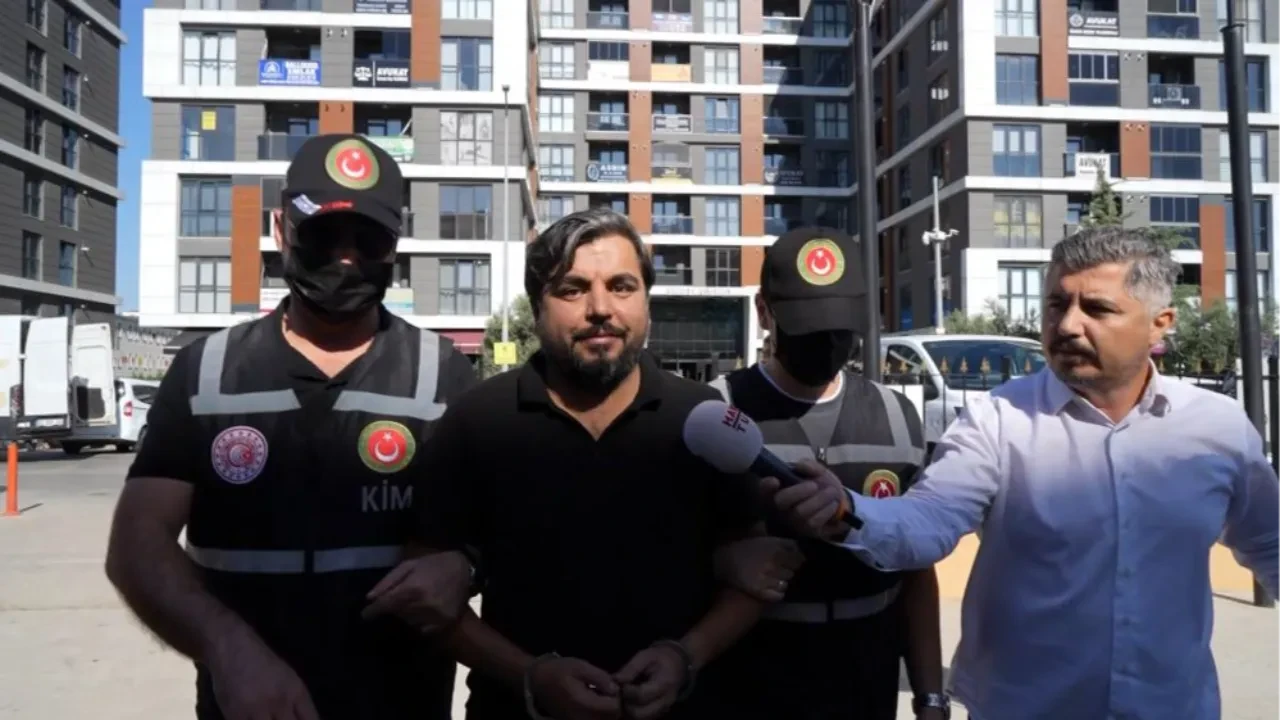 Türkiye'den kaçarken tır dorsesinde yakalanan Arif Kocabıyık'tan pişkin sözler: "Anamur’a gideceğim"