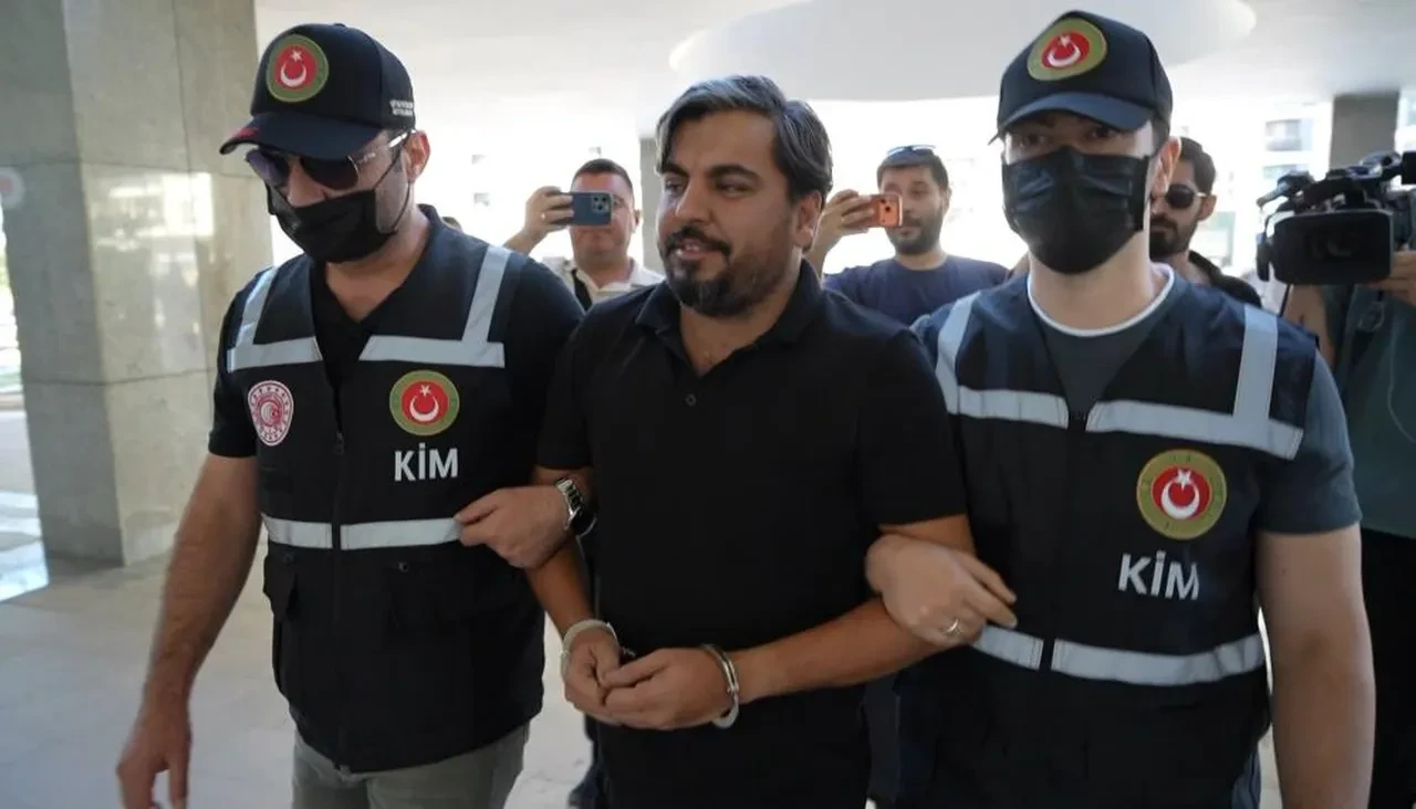 Türkiye'den kaçarken tır dorsesinde yakalanan Arif Kocabıyık'tan pişkin sözler: "Anamur’a gideceğim"