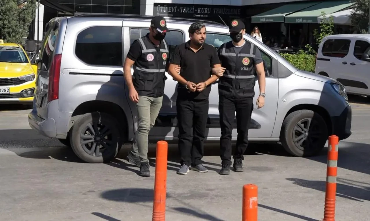 Türkiye'den kaçarken tır dorsesinde yakalanan Arif Kocabıyık'tan pişkin sözler: "Anamur’a gideceğim"