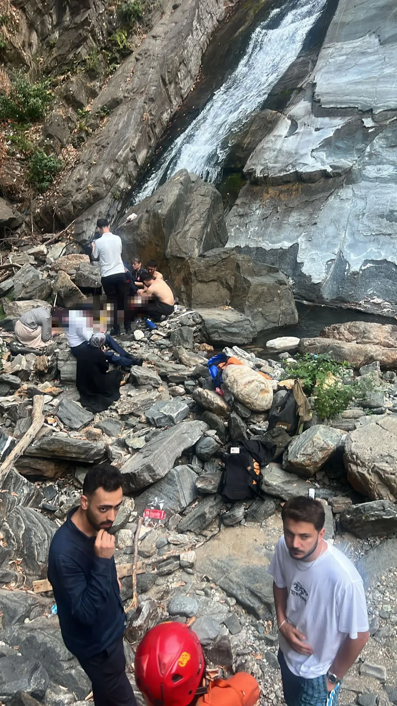Uludağ'da facia: 70 metrelik şelaleden düşen kadından acı haber