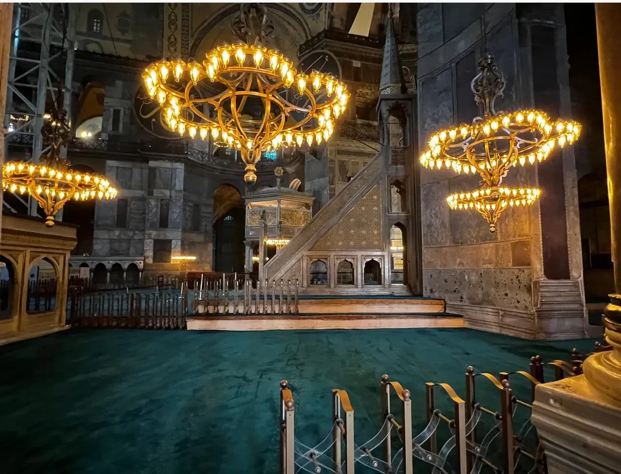 Ayasofya’nın mihrap bölümündeki kubbede güçlendirme ve konservasyon çalışmaları başlıyor