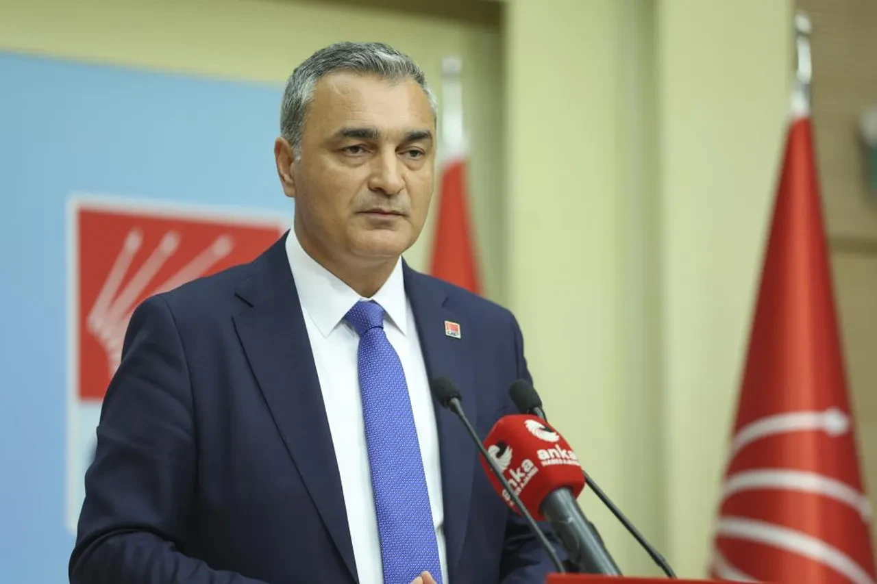 CHP'de Mansur Yavaş'a 9 Eylül sitemi: 'Katılmasını beklerdik'