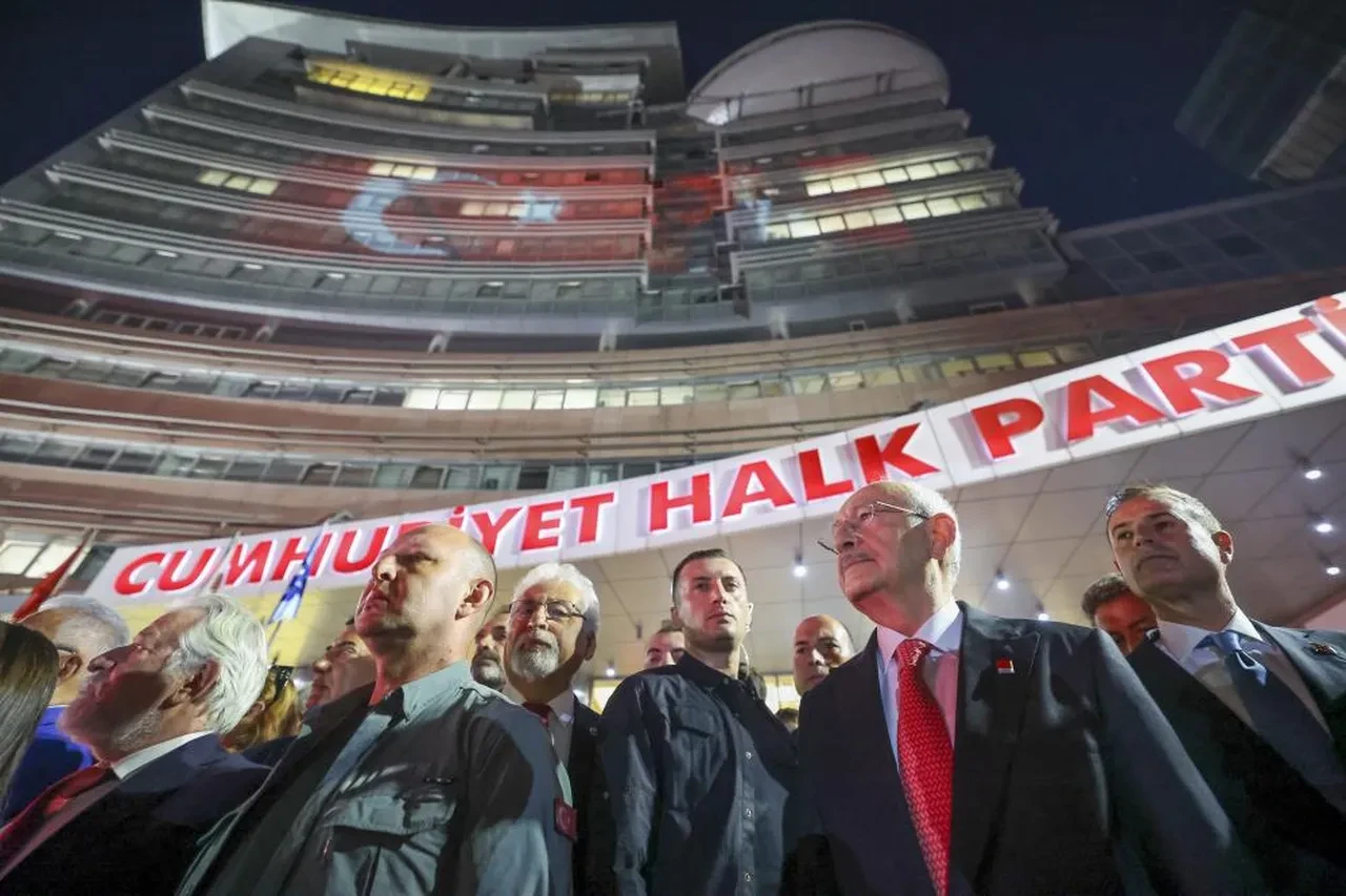 CHP'nin 103. kuruluş yıl dönümü resepsiyonuna Mansur Yavaş katılmadı! Kılıçdaroğlu 'Kırgın mısınız?' sorusunu cevapladı