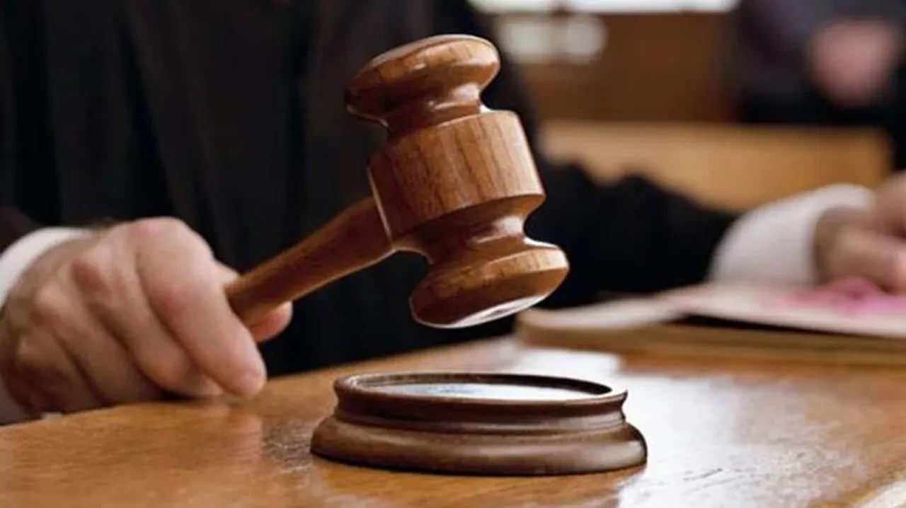 Ebeveyn ve çocuk mahkemede karşı karşıya geldi! Yargıçtan ilginç bir ceza çıktı