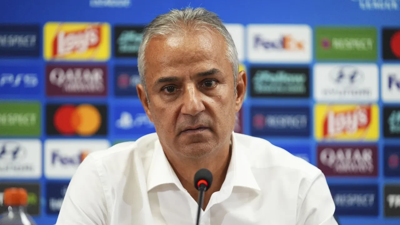 Fenerbahçe'de İsmail Kartal istifa etti! Görevi bıraktığını duyurdu
