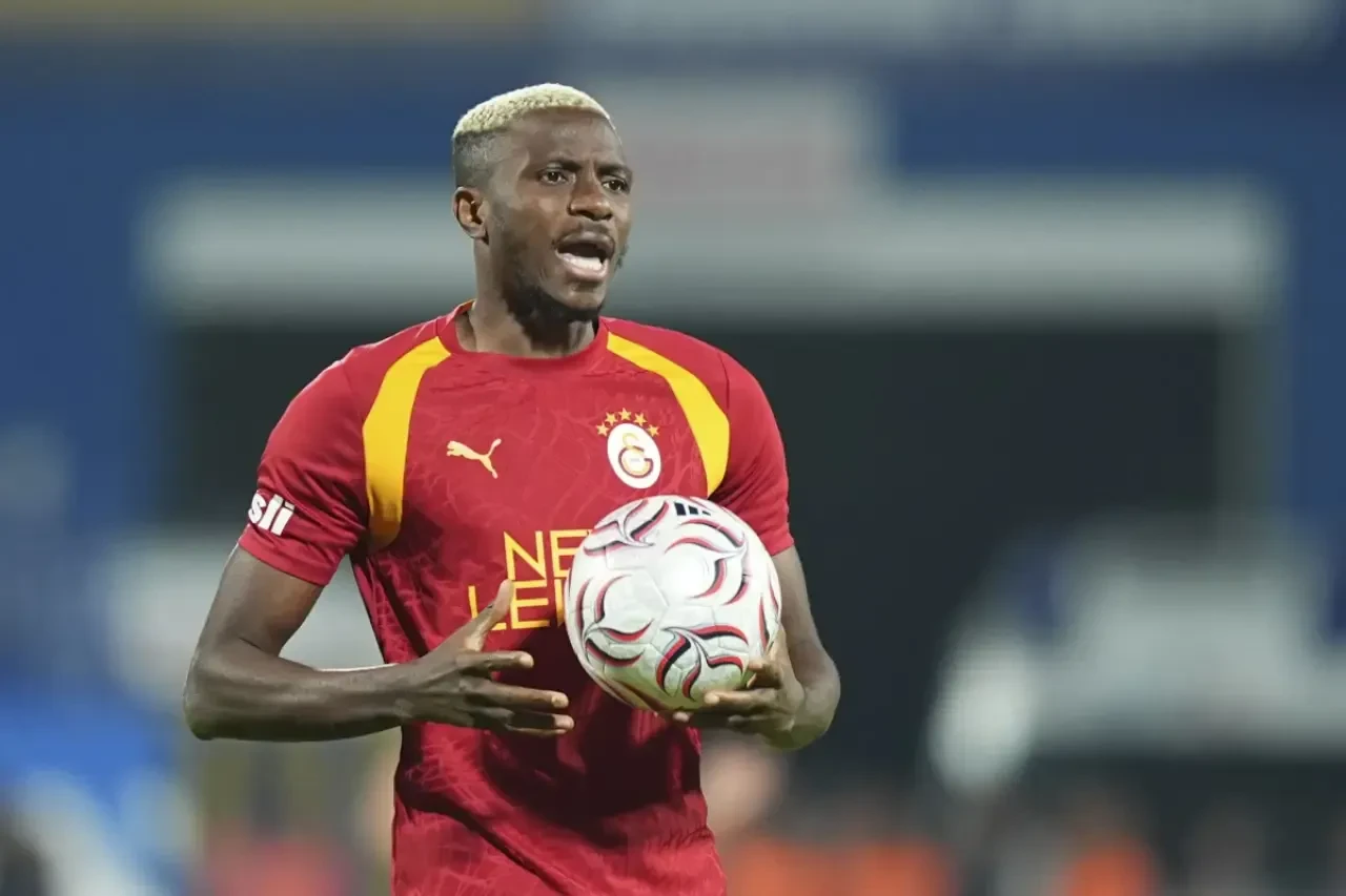 Galatasaray'da Osimhen alarmı! Okan Buruk'u çaresiz bırakan detay