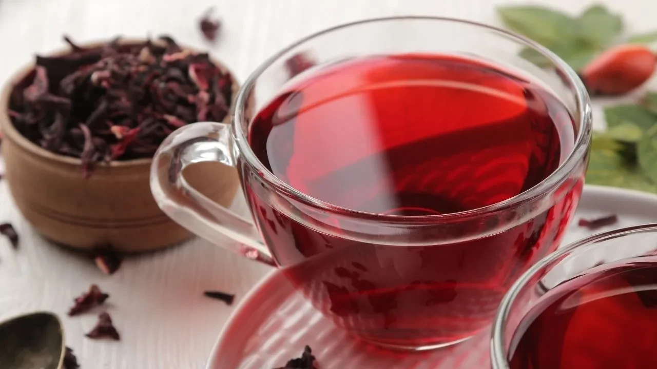 Hibiskus ile göbek şişkinliği anında gidiyor! Hem lezzetli hem sağlıklı