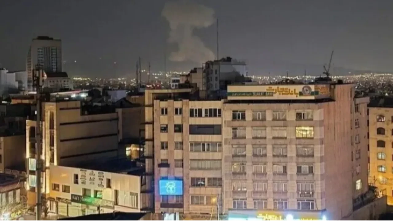 İran'da peş peşe patlama sesleri: Keşm Adası ve iki kent açıklarında saldırı