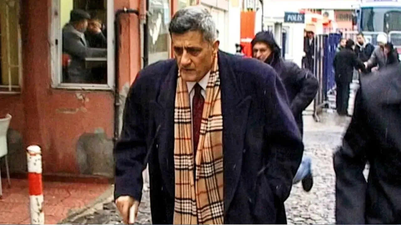 Kaşif Kozinoğlu dosyasında 2. dalga operasyonu: Sağlıkçı ve gazeteciler dahil 9 gözaltı