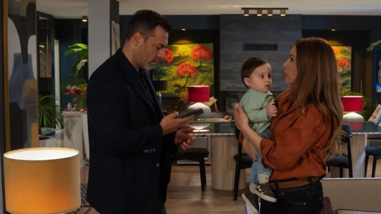 Kızılcık Şerbeti yeni sezon fragmanı yayınlandı! Kadrosu değişen dizi eleştirilerin odağı oldu