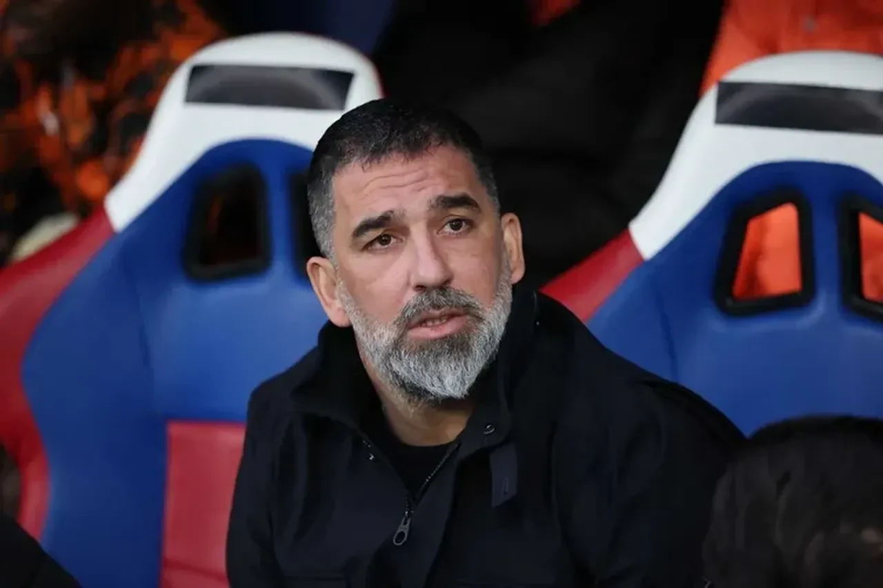 Trabzonspor'da teknik direktör bombası! Sürpriz Arda Turan kararı