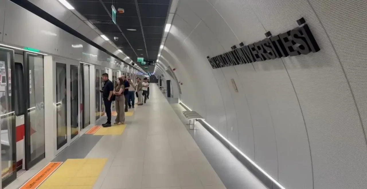 Türkiye’nin en hızlı metrosunda art arda yolcu rekoru: Günde 57 bini aştı