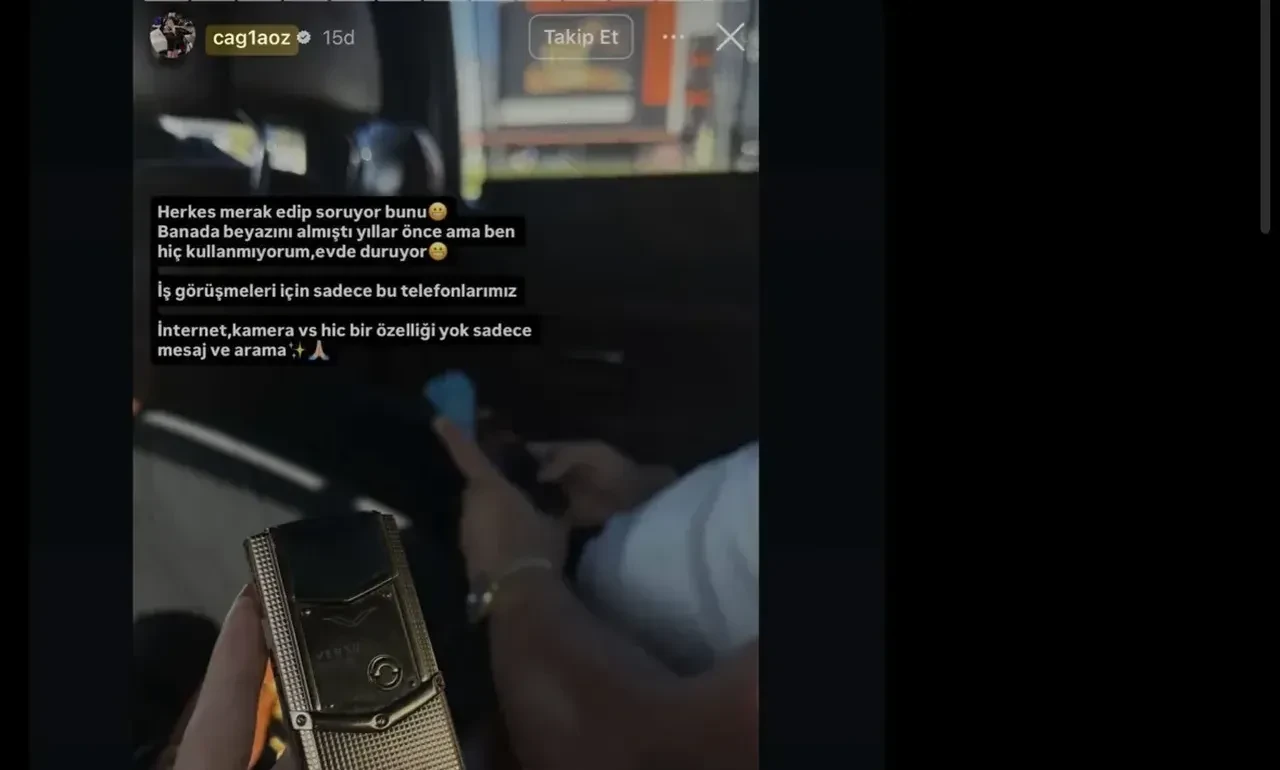 Vertu telefon neden pahalı, dinlenemiyor mu? Çağla Öz'ün paylaştığı internetsiz telefonun özellikleri dikkat çekti