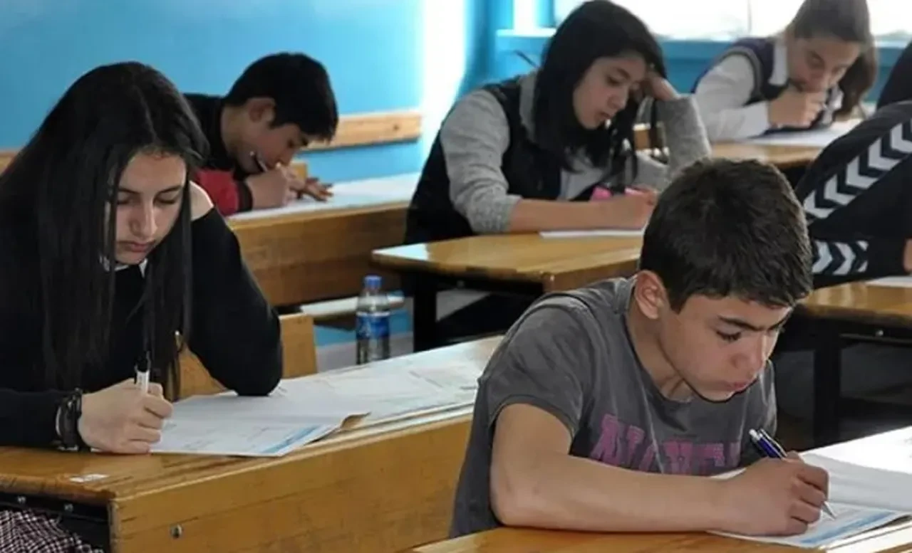 Yeni eğitim-öğretim yılı ortak yazılı sınav tarihleri belirlendi: Açık uçlu sorular yöneltilecek