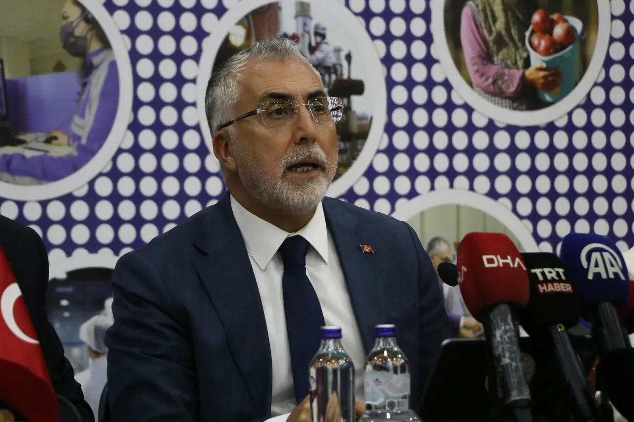 Bakan Işıkhan istihdamda 2029 hedefi belli oldu: 2,1 milyonluk istihdam müjdesi
