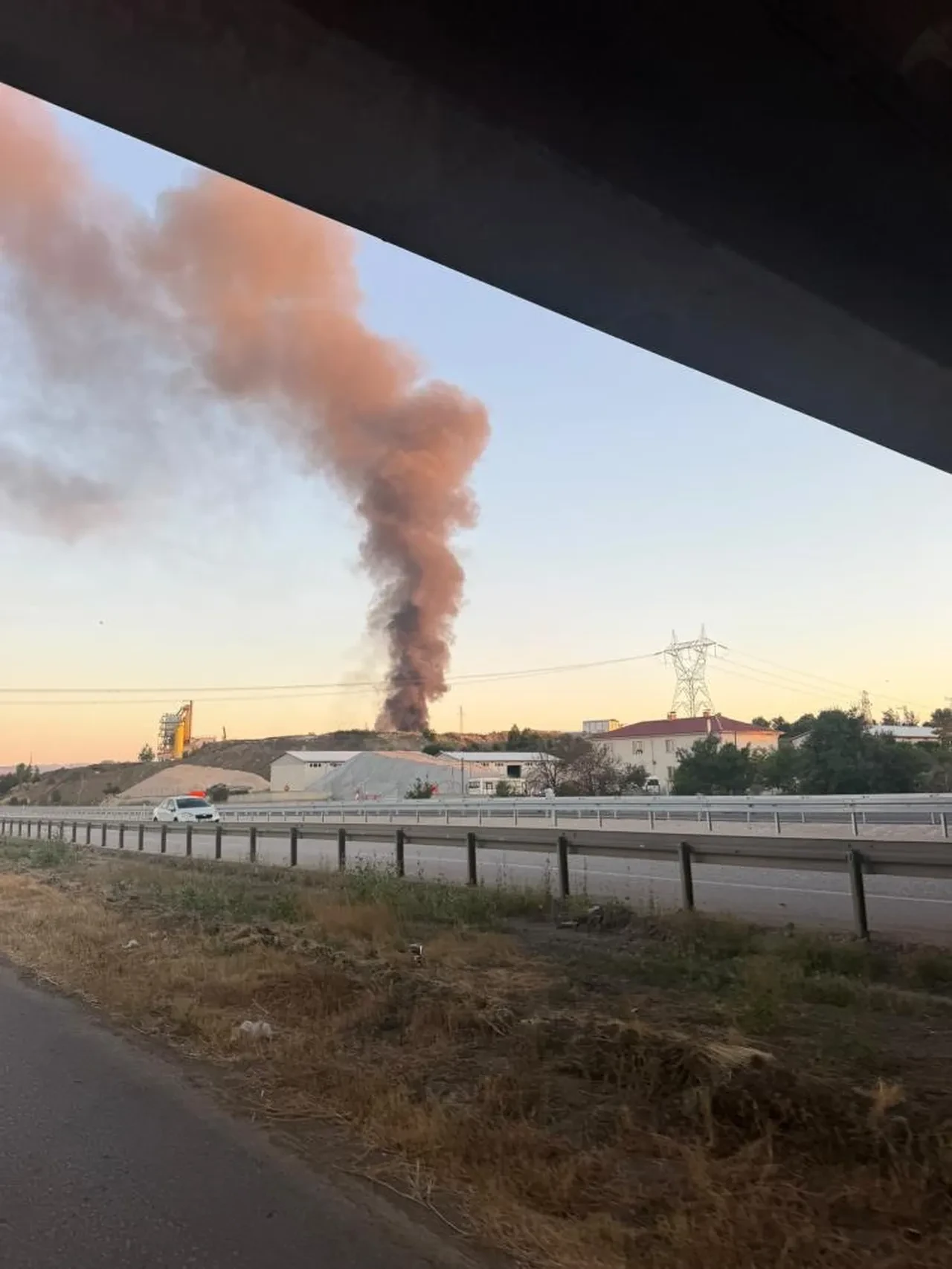 Bolu'da geri dönüşüm fabrikasında yangın