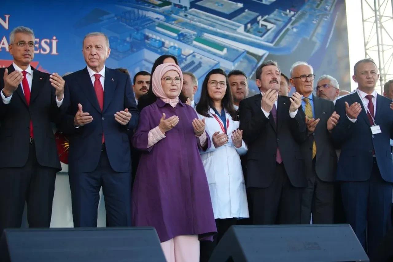 Cumhurbaşkanı Recep Tayyip Erdoğan Samsun'da! Şehir hastanesinin açılış töreninde konuşuyor: "Laf ola beri gele yok, icraat var icraat"