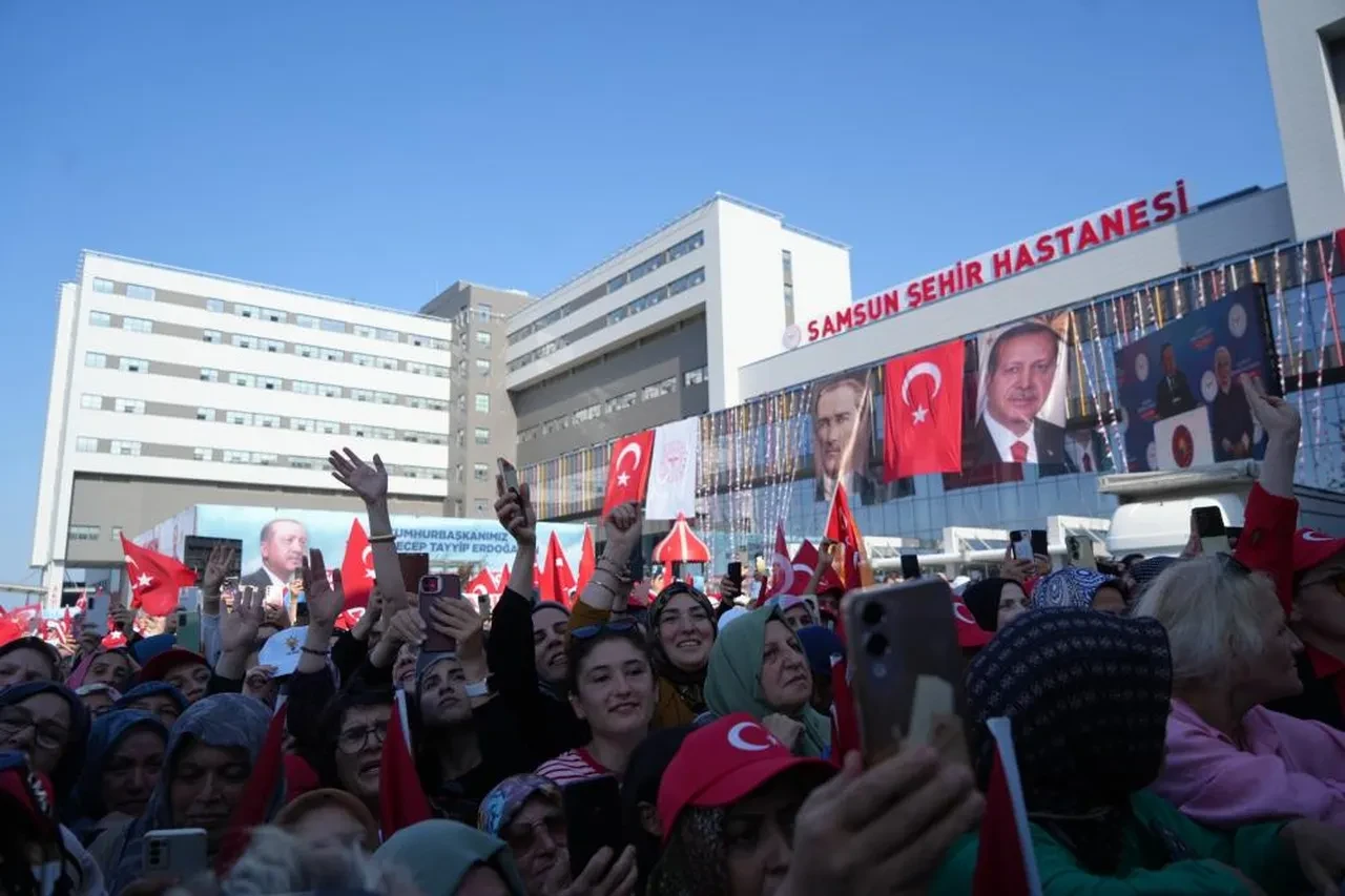 Cumhurbaşkanı Recep Tayyip Erdoğan Samsun'da! Şehir hastanesinin açılış töreninde konuşuyor: "Laf ola beri gele yok, icraat var icraat"