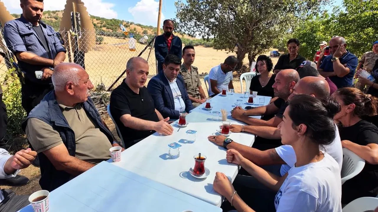 Elazığ'da yaşlı çiftin yangın süsü verilip katledilmesinde son durumu Vali açıkladı: Ucu nereye giderse gitsin çalışma sürecek