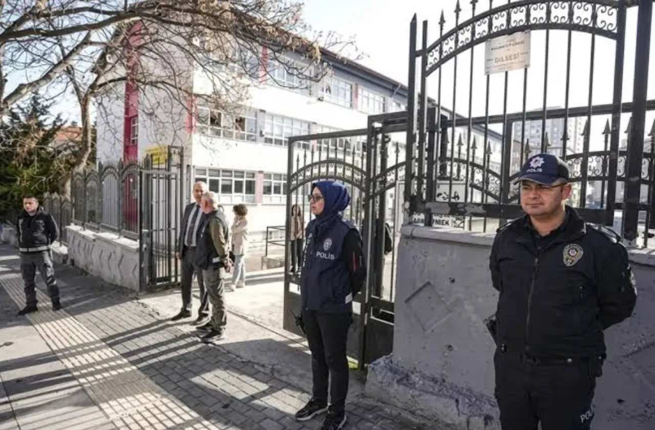 İçişleri Bakanı Mustafa Çiftçi duyurdu: Okullarda 81 ilde dev güvenlik önlemleri ve 31 bin bahçe görevlisi sahada