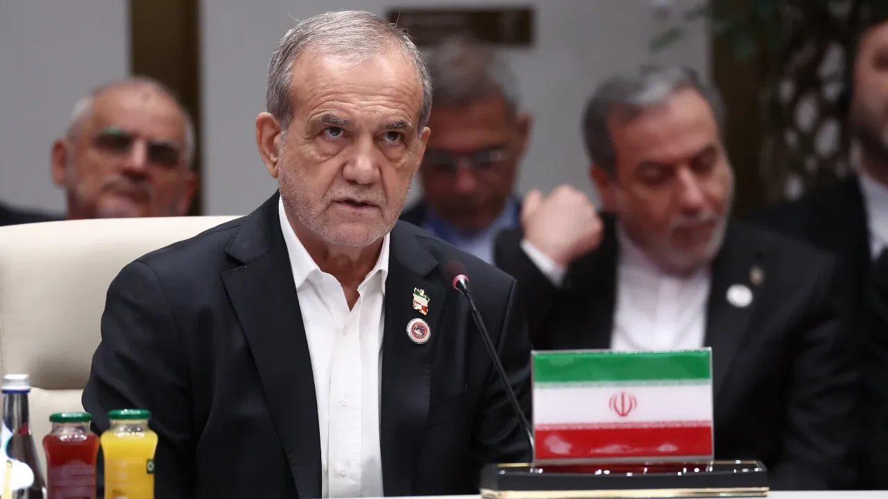 İranlı lider açıkladı: Hürmüz için yarın Umman'la anlaşmaya varılacak