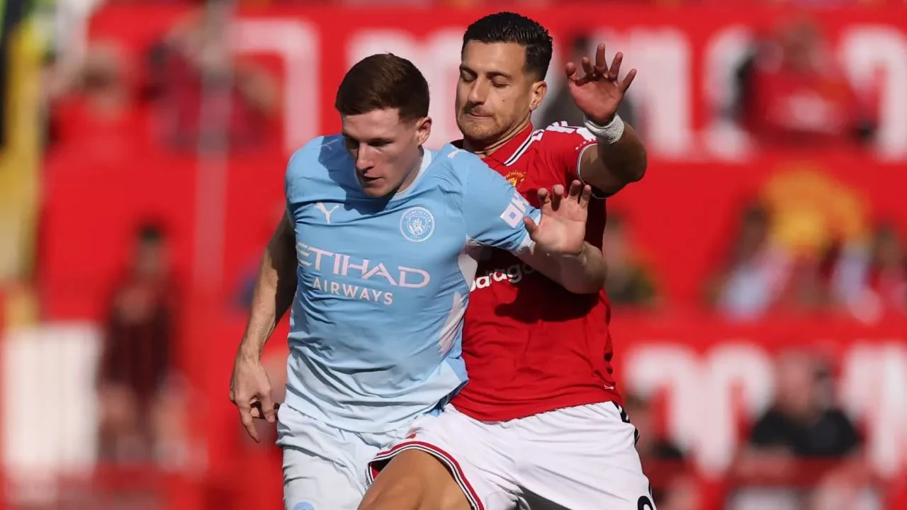 Manchester derbisinde kazanan City! Galibiyet golü Haaland'dan geldi
