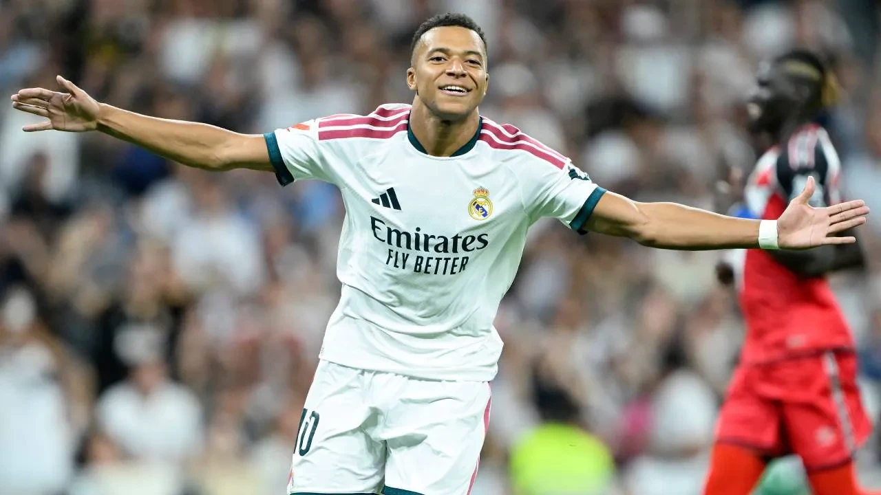 Real Madrid 4 golle kazandı! Arda Güler oyuna girdi, asisti yaptı